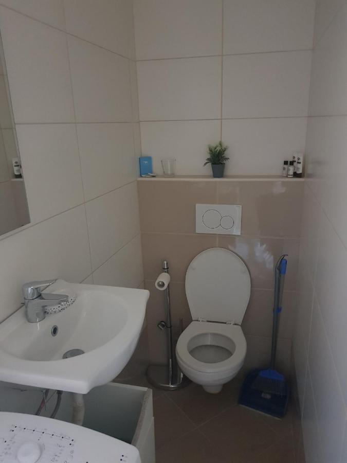 Small Studio Mali Lošinj Εξωτερικό φωτογραφία